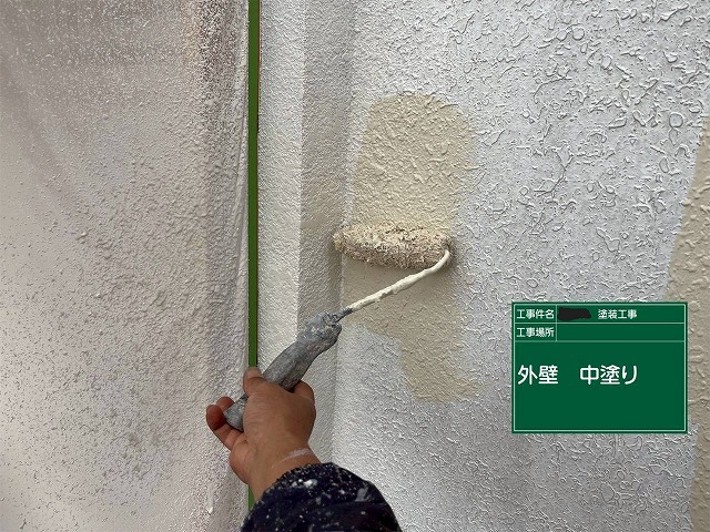 姫路市　外壁の中塗り